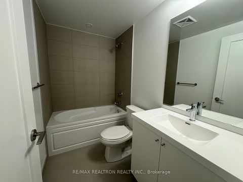 Photo 5 at 338 - 2545 Simcoe Street, Windfields, Oshawa