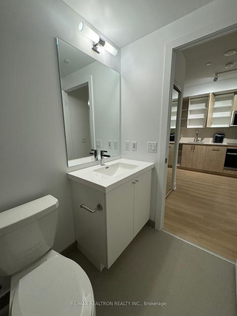 Photo 7 at 338 - 2545 Simcoe Street, Windfields, Oshawa