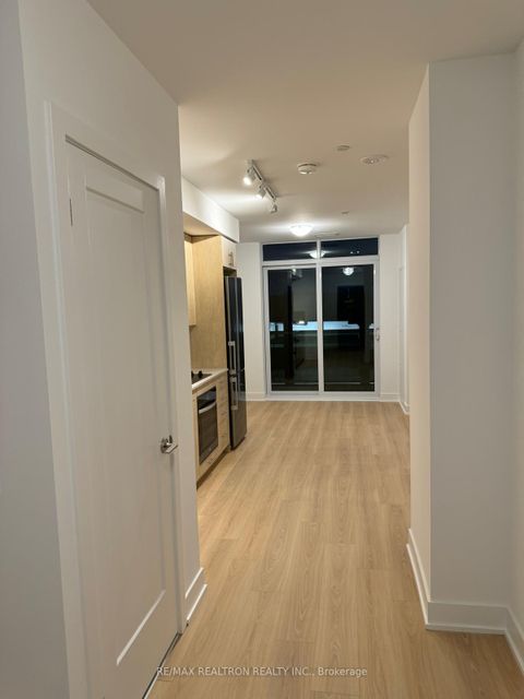 Photo 10 at 338 - 2545 Simcoe Street, Windfields, Oshawa