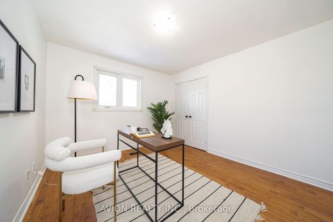 Photo 28 at 90 Penny Crescent, Markham Village, Markham