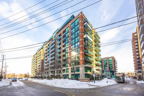 Photo 3 at 358 - 525 Wilson Avenue, Clanton Park, Toronto