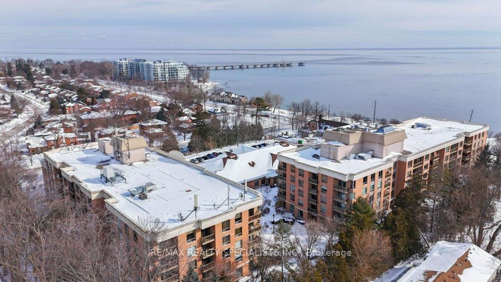 2207 - 100 Burloak Drive, Appleby, Burlington 