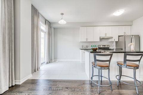 Photo 11 at 32 Jessica Antonella Street, Angus Glen, Markham