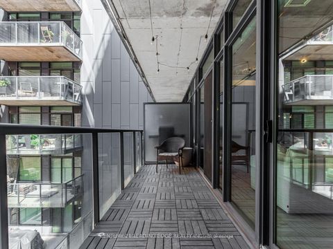 Photo 7 at 515 - 138 Princess Street, Moss Park, Toronto