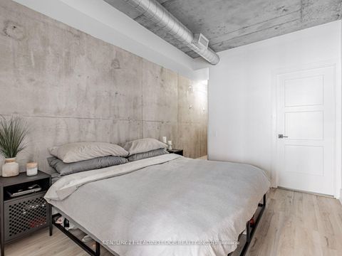 Photo 13 at 515 - 138 Princess Street, Moss Park, Toronto