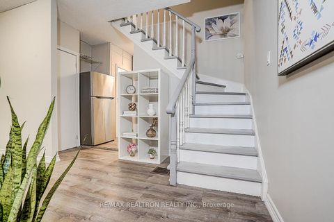Photo 8 at 34 Patricia Avenue, Newtonbrook West, Toronto