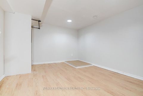 Photo 33 at 34 Patricia Avenue, Newtonbrook West, Toronto