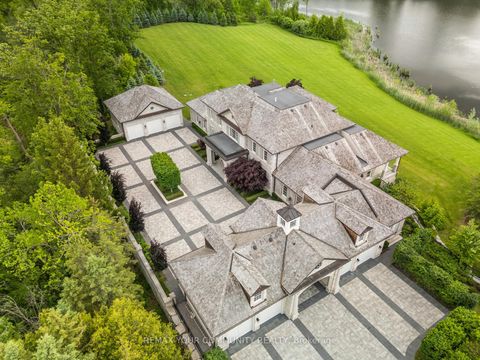 Photo 5 at 130 St. John's Side Road E, Aurora Village, Aurora