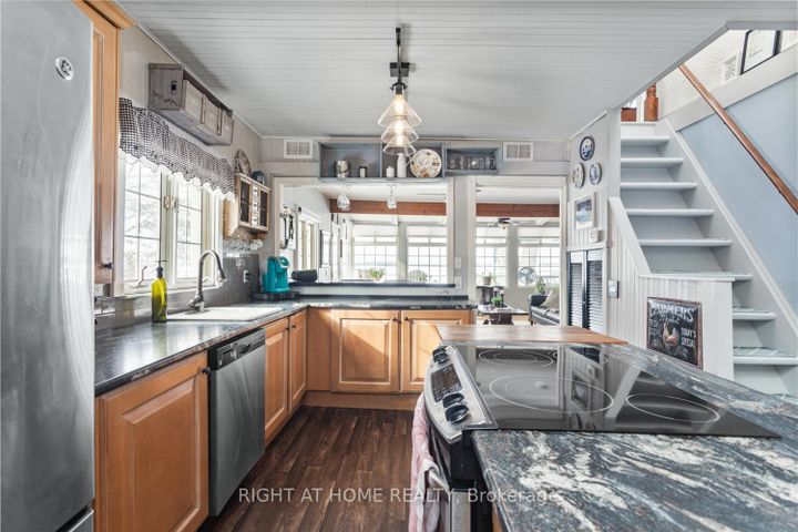 Photo 12 at 70 Colwell Circle NE, Rural Scugog, Scugog