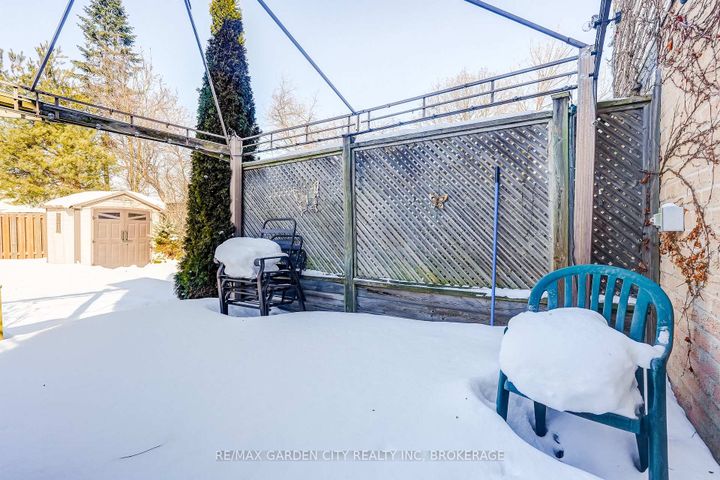 Photo 35 at 3169 Bartholomew Crescent, Meadowvale, Mississauga