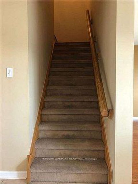 Photo 7 at 139 Raponi Circle, Rouge E11, Toronto