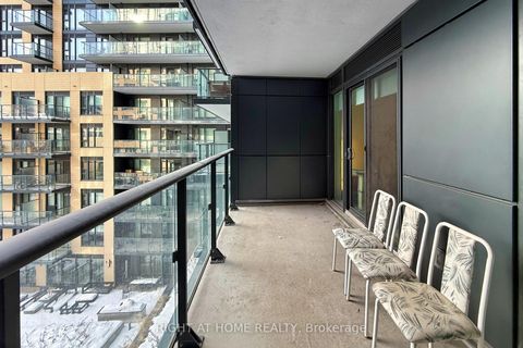 Photo 19 at 623 - 543 Richmond Street W, Waterfront Communities C1, Toronto