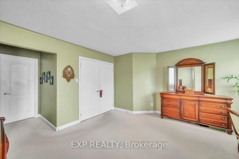 Photo 15 at 1 Vitlor Drive, Oak Ridges, Richmond Hill