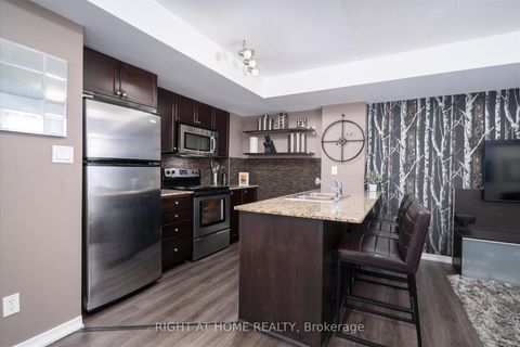 Photo 8 at 112 - 1 Ruttan Street, Dufferin Grove, Toronto