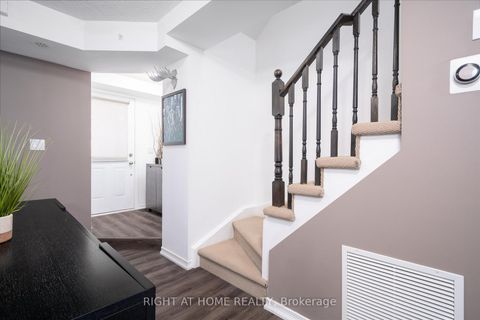 Photo 13 at 112 - 1 Ruttan Street, Dufferin Grove, Toronto
