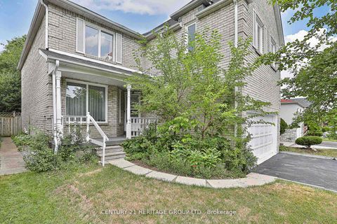 Photo 1 at 261 Badessa Circle, Brownridge, Vaughan
