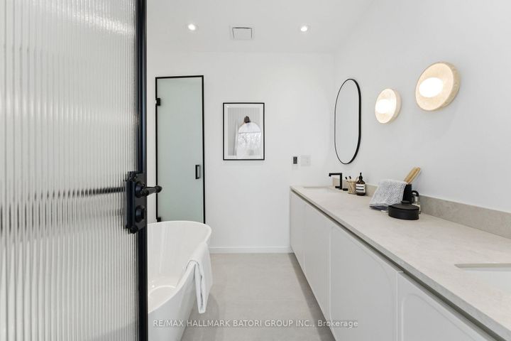 Photo 23 at 538 Duplex Avenue, Eglinton, Toronto