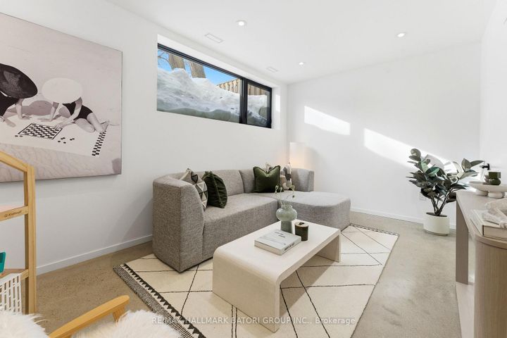 Photo 28 at 538 Duplex Avenue, Eglinton, Toronto