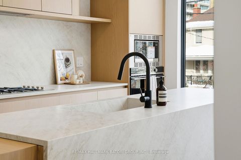 Photo 8 at 538 Duplex Avenue, Eglinton, Toronto