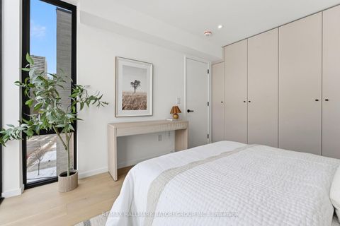 Photo 16 at 538 Duplex Avenue, Eglinton, Toronto