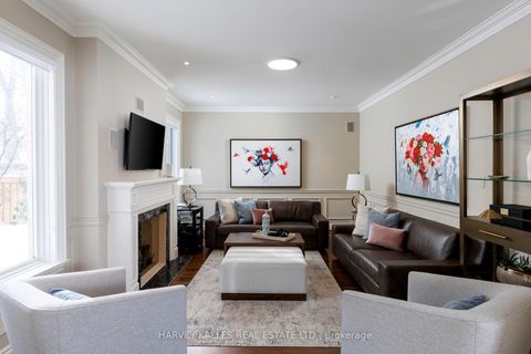 Photo 16 at 7 ROMNEY Road, Humber Valley, Toronto