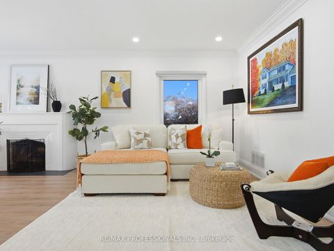 Photo 4 at 168 The Kingsway, Kingsway South, Toronto