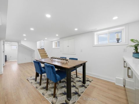 Photo 25 at 168 The Kingsway, Kingsway South, Toronto