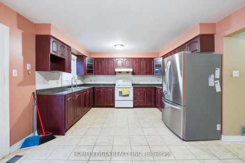 Photo 10 at 12 Grayson Crescent, Rouge E11, Toronto