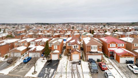 Photo 26 at 12 Grayson Crescent, Rouge E11, Toronto