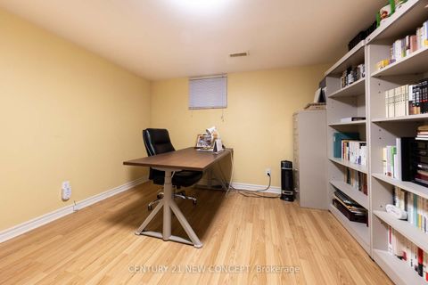 Photo 46 at 186 Hendon Avenue, Newtonbrook West, Toronto