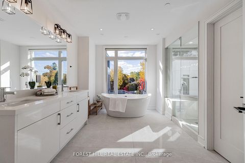 Photo 13 at 7 Flax Field Lane, Willowdale West, Toronto