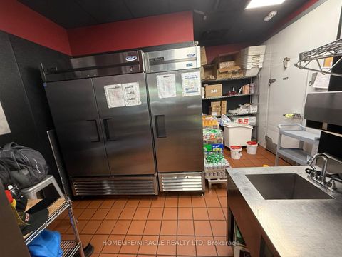 Photo 5 at 11 Spadina Avenue, Waterfront Communities C1, Toronto