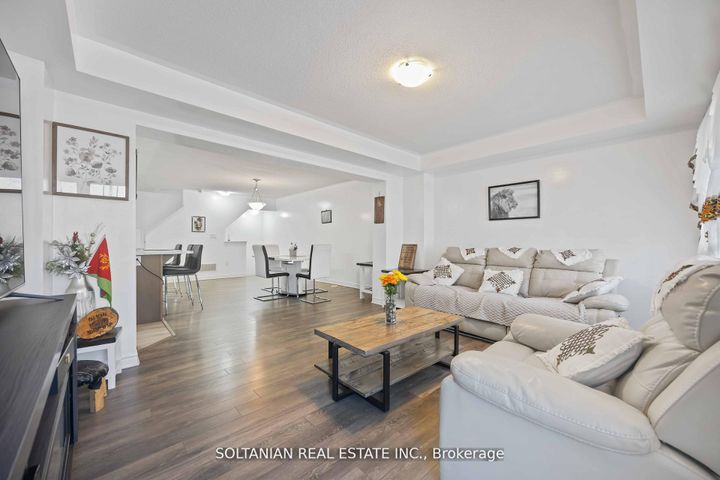 Photo 5 at 1103 Silk Street, Rural Pickering, Pickering