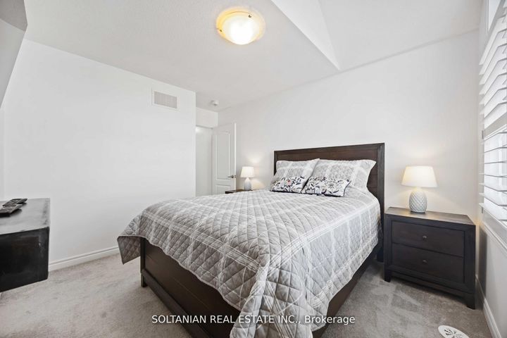 Photo 26 at 1103 Silk Street, Rural Pickering, Pickering