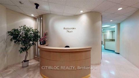 Photo 4 at 306 - 1033 Bay Street, Bay Street Corridor, Toronto