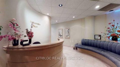 Photo 5 at 306 - 1033 Bay Street, Bay Street Corridor, Toronto