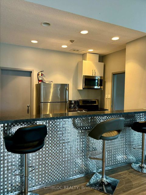 Photo 20 at 306 - 1033 Bay Street, Bay Street Corridor, Toronto