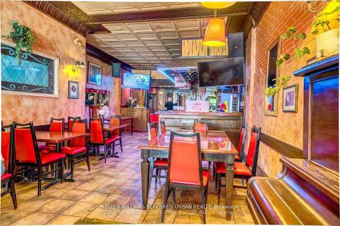 Photo 9 at 165 Roncesvalles Avenue, Roncesvalles, Toronto