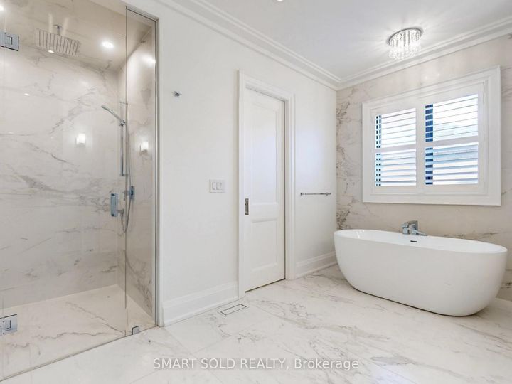 Photo 16 at 20 Dunn Drive, Oak Ridges Lake Wilcox, Richmond Hill