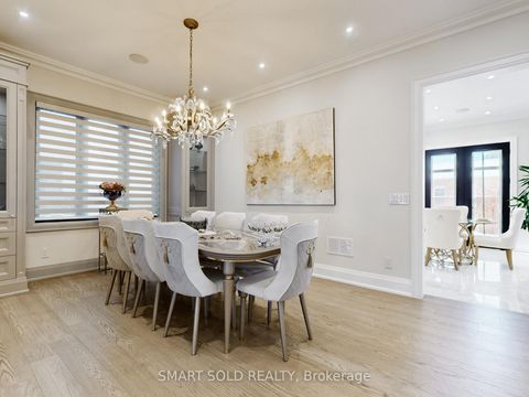 Photo 3 at 20 Dunn Drive, Oak Ridges Lake Wilcox, Richmond Hill