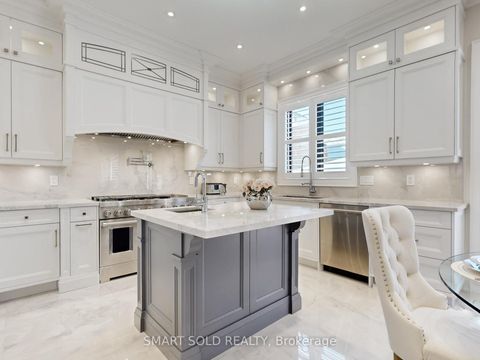 Photo 5 at 20 Dunn Drive, Oak Ridges Lake Wilcox, Richmond Hill