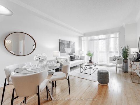 Photo 9 at 215 - 11121 Yonge Street, Devonsleigh, Richmond Hill