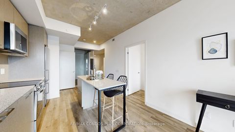 Photo 9 at 402 - 1808 St Clair Avenue W, Junction Area, Toronto