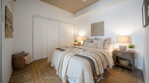 Photo 16 at 402 - 1808 St Clair Avenue W, Junction Area, Toronto