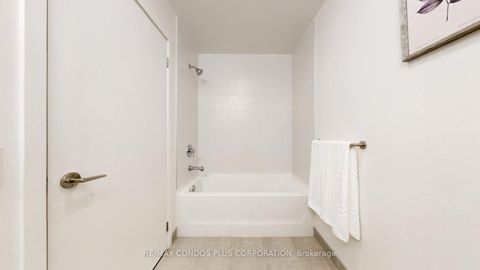 Photo 21 at 402 - 1808 St Clair Avenue W, Junction Area, Toronto