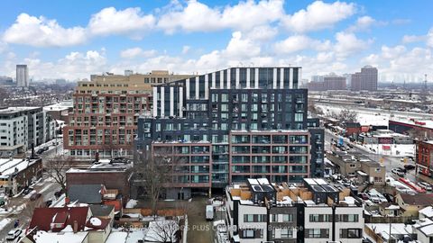 Photo 26 at 402 - 1808 St Clair Avenue W, Junction Area, Toronto