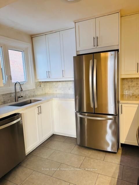 Photo 4 at 46 Orpington Crescent, Jamestown, Toronto