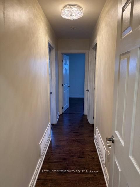 Photo 11 at 46 Orpington Crescent, Jamestown, Toronto