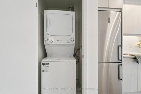 Photo 27 at 018 - 185 Deerfield Road, Central Newmarket, Newmarket