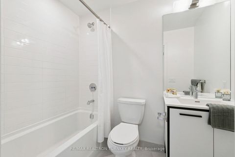 Photo 30 at 018 - 185 Deerfield Road, Central Newmarket, Newmarket